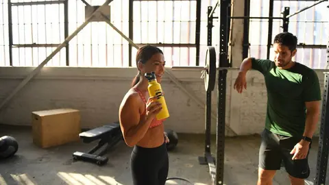 Samantha Clayton, vicepresidenta del área deporte y rendimiento físico en Herbalife Nutrition, aconseja una rutina de ejercicio físico diaria aun estando en casa como opción más segura,