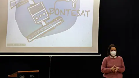 La directora de la Agencia Gallega de Innovación (Gain), Patricia Argerey, participó esta mañana en Ponteceso en la presentación del proyecto que un equipo del IES Eduardo Pondal presentará a la fase regional del certamen CanSat de la Agencia Espacial Europea (ESA).