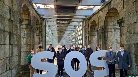 Autarcas o 4 de fevereiro en Tui. ARQUIVO.