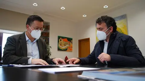 O conselleiro do Medio Rural mantivo en San Caetano unha xuntanza de traballo co alcalde deste municipio ourensán.