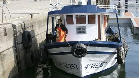 Cada curso será tutelado por una de las tres escuelas de enseñanza náutica-pesquero dependientes de la Consellería y el período de inscripción va desde el próximo lunes hasta el 16 de abril.