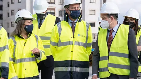 El presidente del Gobierno gallego visitó esta mañana las obras de la intermodal de Vigo.