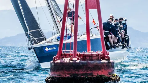 El Yess Racing de Rui Ramada lider de ORC 1-2 a su paso por Subrido frente a Cabo Home. ROSANA CALVO. 