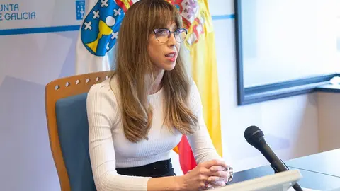 A directora xeral de Formación e Colocación, Zeltia Lado, destaca que o Goberno autonómico reforza este programa ao aumentar nun 23% o orzamento con respecto a última convocatoria destas axudas.