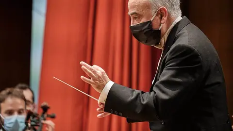 El maestro Maximino Zumalave.