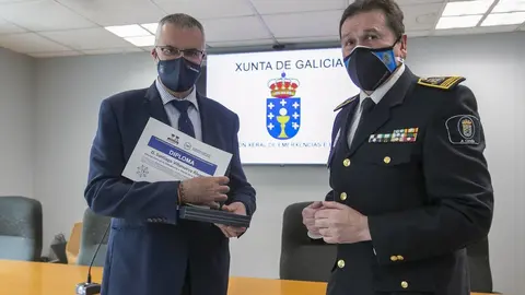 O director xeral de Emerxencias e Interior recibiu a medalla Covid-19 da Asociación de Xefes de Corpo e Mandos de Policía Local de Galicia (Axempol).