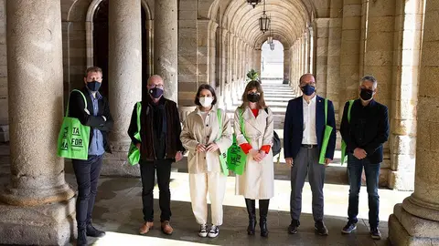 Buscará crear pontes entre as artes visuais, escénicas, literatura, arquitectura e o deseño e contará coa presenza da coreógrafa, bailarina e artista visual La Ribot.