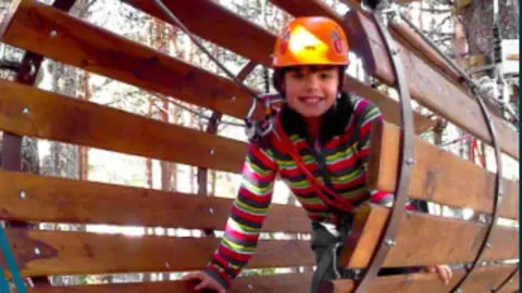 Parque multiaventura de Manzaneda. 