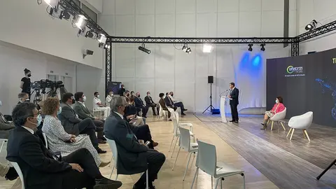 La directora de la Agencia Gallega de Innovación (Gain), Patricia Argerey, asistió esta mañana al acto de presentación de la sexta edición de Unvex, la mayor feria de drones que se celebra en España.