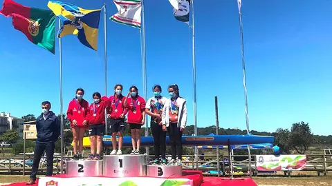 Eva Vieira e Marta Jooris.