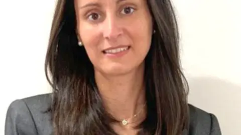 Enyd López Fernández, enxeñeira química e licenciada en Químicas pola Universidade de Santiago.