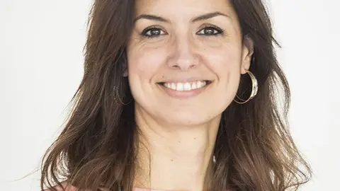Patricia Hernández Aparicio, hasta ahora Directora Regional de la Zona Centro, asume la Dirección
Regional Centro-Norte, gestionando Galicia, el Principado de Asturias, Cantabria, el País Vasco, La
Rioja, Navarra, Castilla y León, la Comunidad de Madrid y Castilla - La Mancha (excepto Albacete).