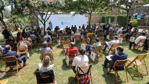 El titular del Gobierno gallego participó este mediodía en el acto de entrega de los Premios de la XXXIII Cata de Vinos de Galicia 2021, XXIII Cata de Aguardientes de Galicia y X Cata de los Licores Tradicionales de Galicia.