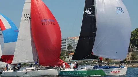 Bosch SS y Bodegas Benito Santos saliendo en el Rias 2020 de La Coruña. MARÍA DEVESA. 