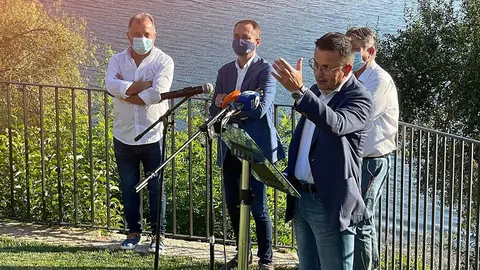 El conselleiro del Medio Rural presidió la presentación oficial del vino institucional de la Estación de Viticultura y Enología de Galicia (Evega) de 2021.