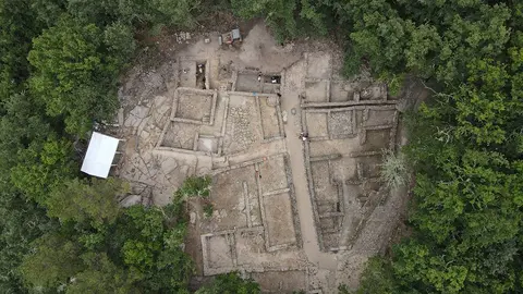 La Xunta de Galicia colabora con el Grupo de Estudios de Arqueología, Antigüedad y Territorio de la Universidad de Vigo en una nueva campaña de excavación en este bien.