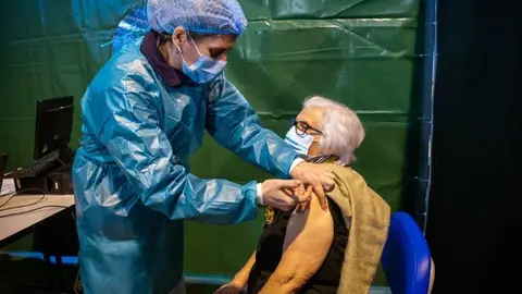 Vacunación contra Covid-19, en Portugal. ARCHIVO. 