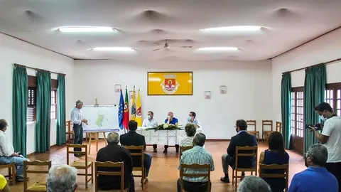 Este foi um dos primeiros centros cívicos a ser efetuados pelo Município, 