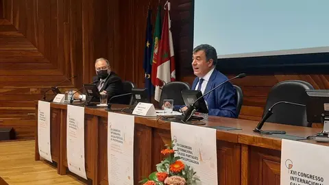 El conselleiro de Educación, Román Rodríguez, pronunció hoy en Braga el relatorio inaugural del XVI Congreso Internacional Gallego-Portugués de Psicopedagogía.