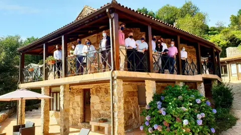 A Xunta vai investir máis de 200.000€ nos camiños rurais dos catro municipios e acometerá a mellora do vial das Adegas, no lugar cañicense de Valeixe, e a humanización de Capela-Quintela, en Crecente, con máis de 110.000€.