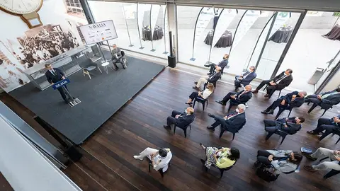 El presidente de la Xunta, Alberto Núñez Feijóo, participa en la constitución del comité executivo Navalia 2022. Museo do Mar de Vigo.