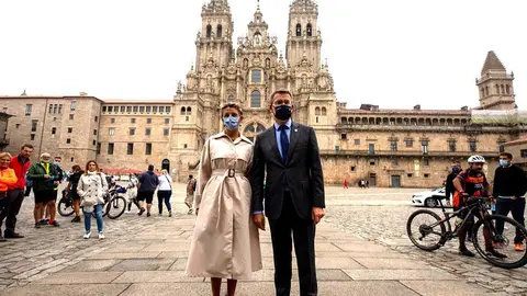 Feijóo y Díaz, na praza do Obradoiro.