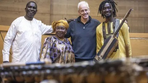 Presentación do proxecto musical Ladilikan.
