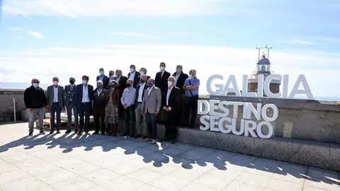 El vicepresidente primero de la Xunta, Alfonso Rueda, presentó hoy durante la conmemoración del Día Mundial del Turismo las propuestas de actuaciones de cohesión en destino Galicia con las que el Gobierno gallego busca reactivar el turismo.