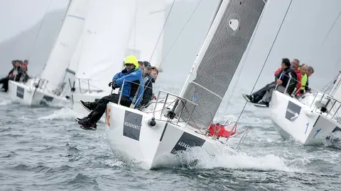 20 monotipos se disputan la Liga de Otoño AEDAS Homes J80. © JUAN CABALLERO.