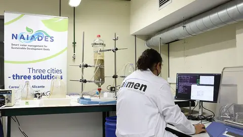 ▪	El proyecto NAIADES contempla la transformación del sector a través de una gestión automatizada y más inteligente de los recursos hídricos y la implementación de sistemas de monitorización ambiental que facilitarán un alto nivel de servicios tanto en los consumidores residenciales como comerciales.