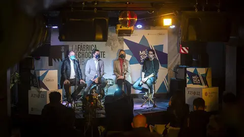 A Consellería de Cultura, Educación e Universidade inviste 200.000 euros nesta iniciativa, froito do convenio entre o seu departamento de Industrias Culturais e a asociación Clubtura, ademais de contar coa complicidade de Músicas ao Vivo.