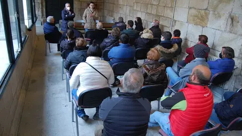 O conselleiro do Medio Rural visitou unha explotación cárnica en Montederramo e reuniuse con gandeiros da bisbarra.