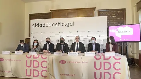 El vicepresidente económico y conselleiro de Economía, Empresa e Innovación, Francisco Conde, participó hoy en A Coruña en la firma del convenio para la elaboración del Plan director y la constitución de la estructura de cogobernanza.