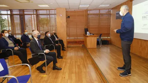 El vicepresidente económico y conselleiro de Economía, Empresa e Innovación, Francisco Conde, participó en el acto de clausura del proyecto Factoría 4.0 del Grupo Stellantis.