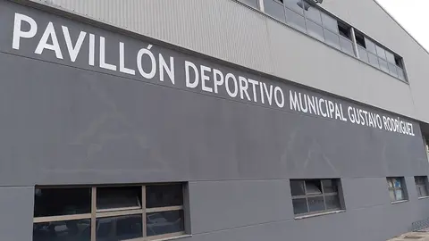 Pavillón Deportivo Municipal renombrado con Gustavo Rodríguez.
