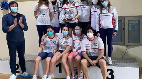 Nadadoras do CN Ponteareas. 