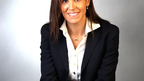 Lisa es la primera mujer que accede a la dirección general de J&J Medical Devices España. JOSAN.