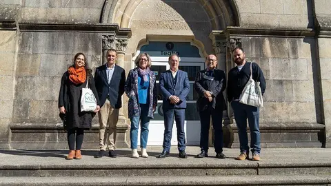 Diana Martins e Manuel Vicente Roxo, representantes dun equipo organizador con estrutura en ambas beiras do Miño, manifestaron a súa satisfacción por ter atopado na Eurocidade unha garantía de estabilidade para o MUMI, que este ano pretende consolidarse tanto en ubicación como en calendario. 