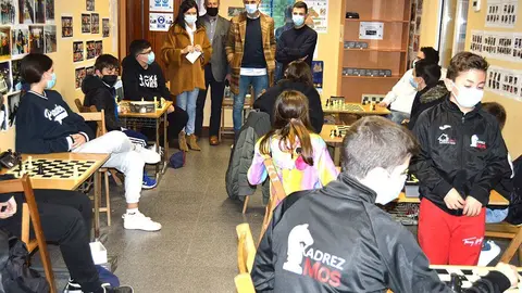 1 ouro, 2 pratas e 2 bronces viñeron para a localidade mosense da man de Javier del Valle Crespo, Xabier Pérez Sousa, Óscar Morales Rejas, Carlos Pérez Méndez, e Alex Pino Fernández.