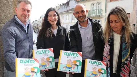 Beatriz Cabaleiro foi recibida no Concello polo alcalde, Alejandro Lorenzo, e os concelleiros de Cultura e Educación, Bienvenido Estévez e Carolina González.