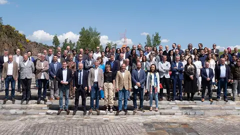 O vicepresidente primeiro e conselleiro de Presidencia, Xustiza e Turismo, Alfonso Rueda, e o conselleiro de Cultura, Educación e Universidade, Román Rodríguez, xunto coa directora de Turismo de Galicia, Nava Castro, presentan os Concertos do Xacobeo, Santiago de Compostela.