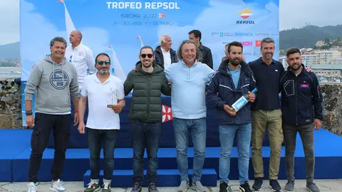 El Bouvento de Óscar Comesaña ganador en la clase Fígaro. ©  ANTÍA MARTÍNEZ.
