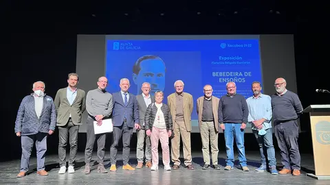 Esta exposición producida pola Editorial Galaxia é un proxecto da Xunta de Galicia no ano das Letras Galegas 2022 dedicado a Florencio Delgado Gurriarán, coa colaboración do Concello do Barco de Valdeorras.
