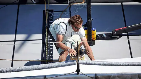 Víctor Mariño en regata. © MAX RANCHI.