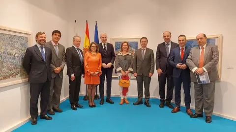 La reunión se produce en respuesta a la misión comercial que el pasado mes de marzo la Xunta encabezó a Colombia acompañando a medio ciento de empresas y clústeres gallegos.