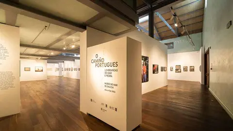 Recuerdos de mar y piedra en el Museo del Mar de Galicia.
