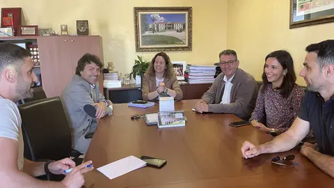 Reunión na alcaldía de Salvaterra.