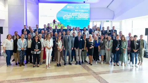 El vicepresidente según de la Xunta, Diego Calvo, clausuró la conferencia de la Comisión de Recursos Naturales (NAT) del Comité Europeo de las Regiones dedicada al modelo de turismo en Europa basado en la sostenibilidad.