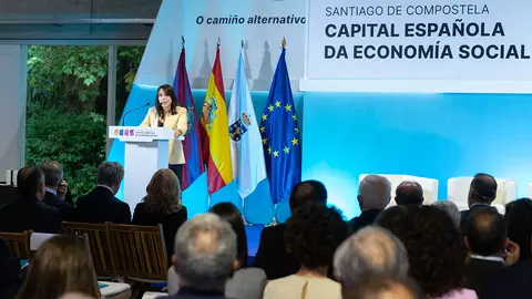 La conselleira de Promoción del Empleo e Igualdad, María Jesús Lorenzana, participó hoy en Santiago de Compostela en el acto de presentación del Manifiesto de la Economía Social que sienta las bases para consolidar esta fórmula empresarial.