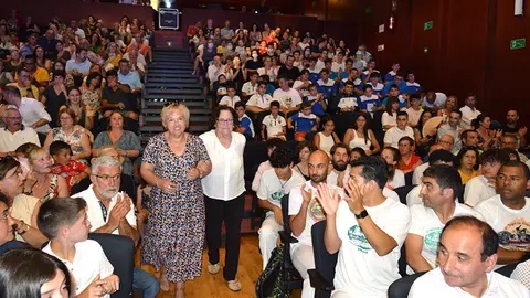 90 deportistas foron homenaxeados onte, con motivo do Día da Rosa, no acto Xoga Mos c@s Mellores.